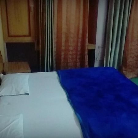 New Crown Hotel Indore Ngoại thất bức ảnh